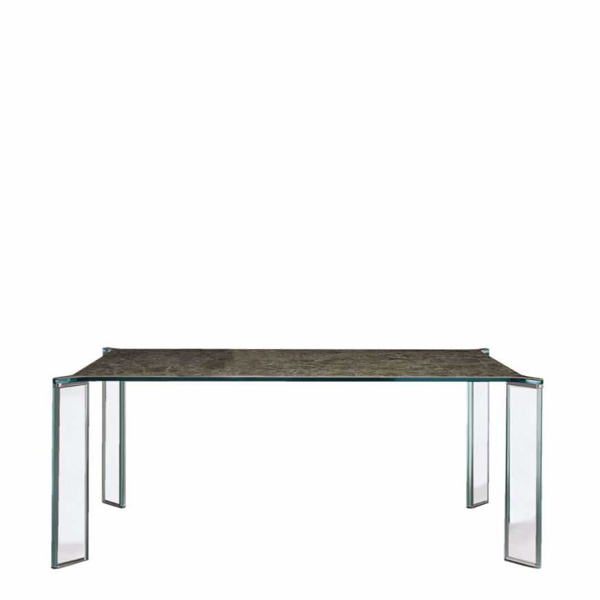 Image sur Can Can Dining Table