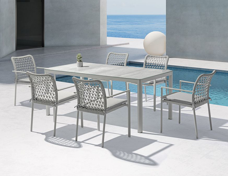 Club dining chair discount