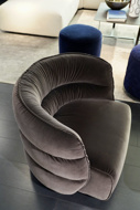 Picture of COUTURE Swivel Chair